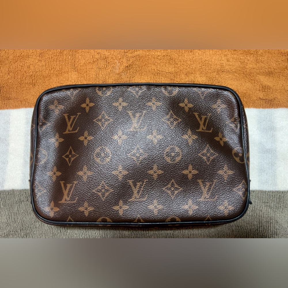 Louis Vuitton Monogram Rare Macassar GM Toilet in Brown